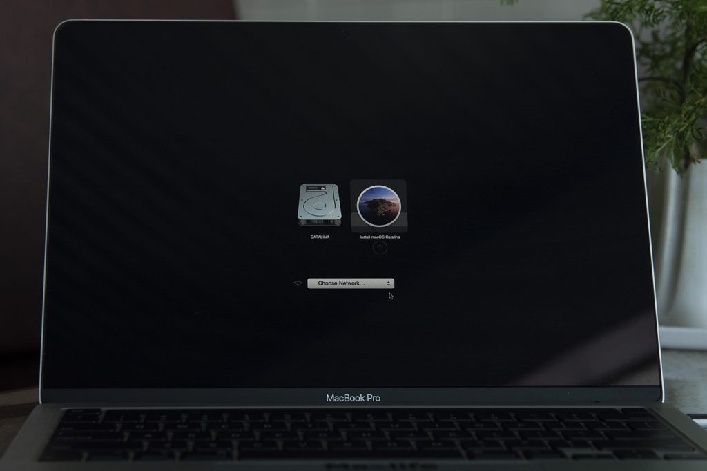 Hướng dẫn Downgrade (hạ cấp) từ macOS Big Sur xuống Catalina hoặc thấp hơn