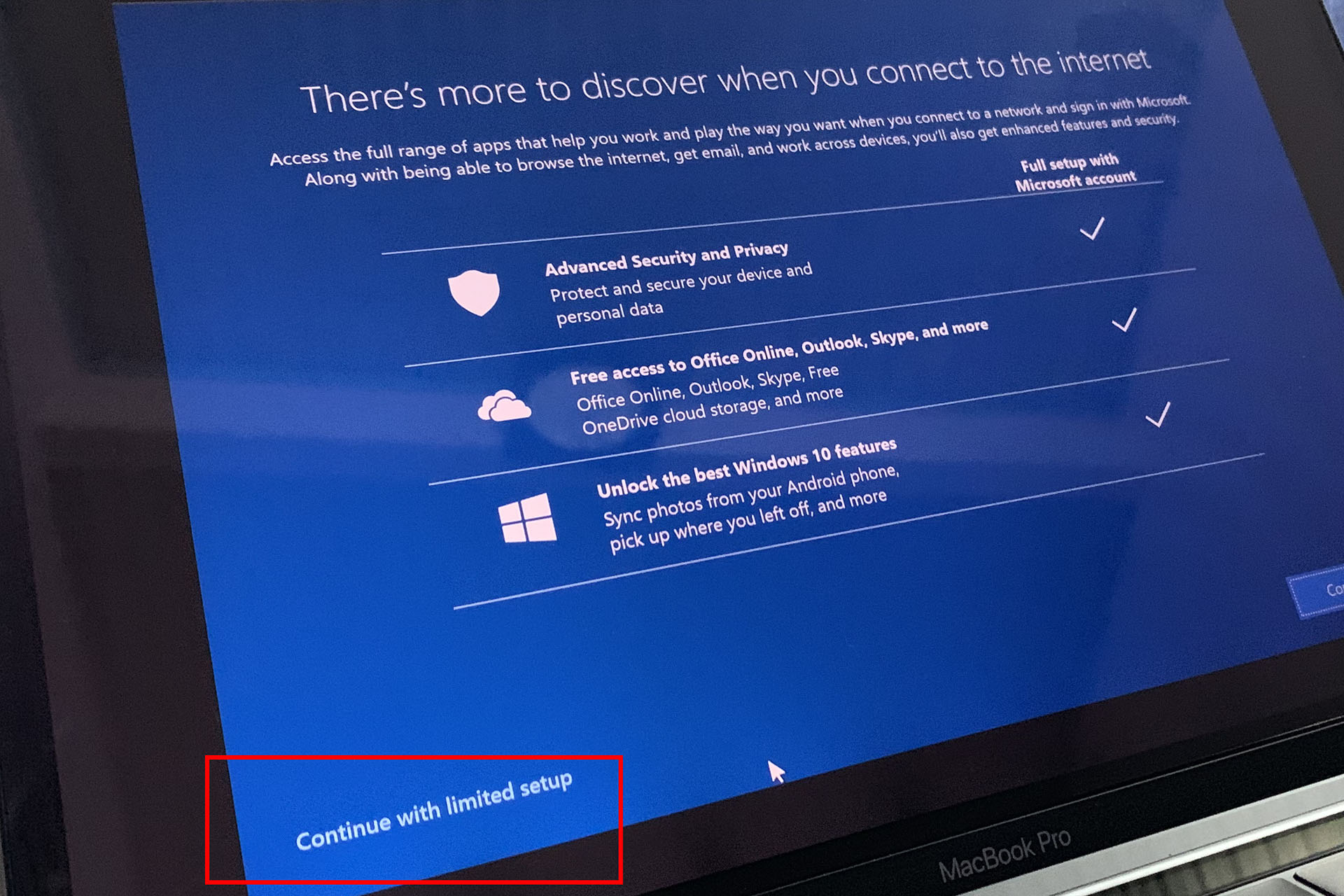 Hướng dẫn cài Windows 10 trên macOS bằng Bootcamp & tạo phân vùng DATA dùng chung