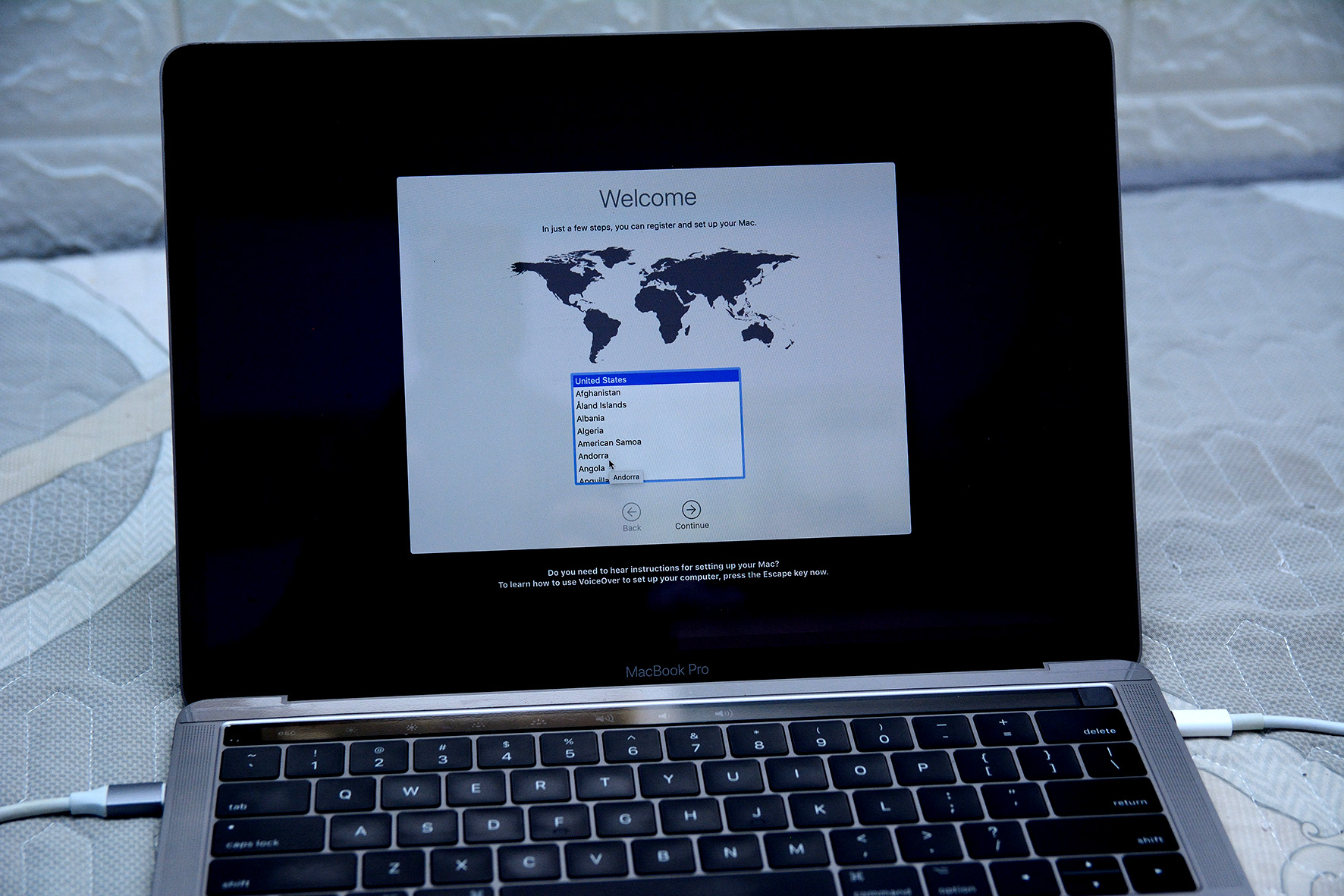 Hướng dẫn hạ cấp từ Catalina 10.15 xuống Mojave 10.14 hoặc các phiên bản macOS thấp hơn