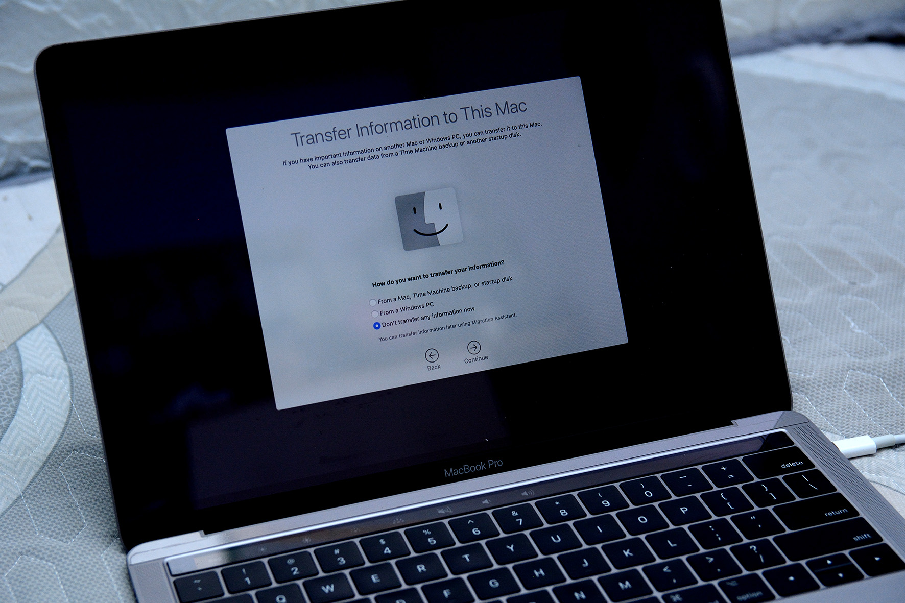 Hướng dẫn hạ cấp từ Catalina 10.15 xuống Mojave 10.14 hoặc các phiên bản macOS thấp hơn