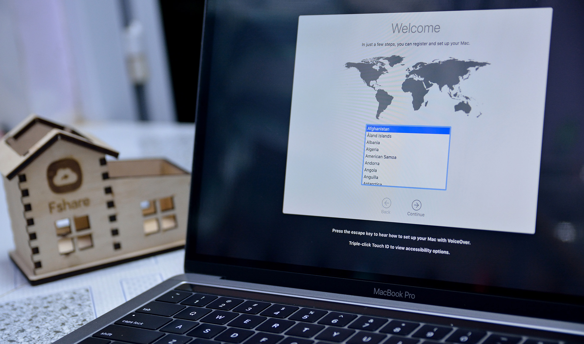 Hướng dẫn chi tiết các bước cài mới macOS Catalina 10.15, Mojave 10.14