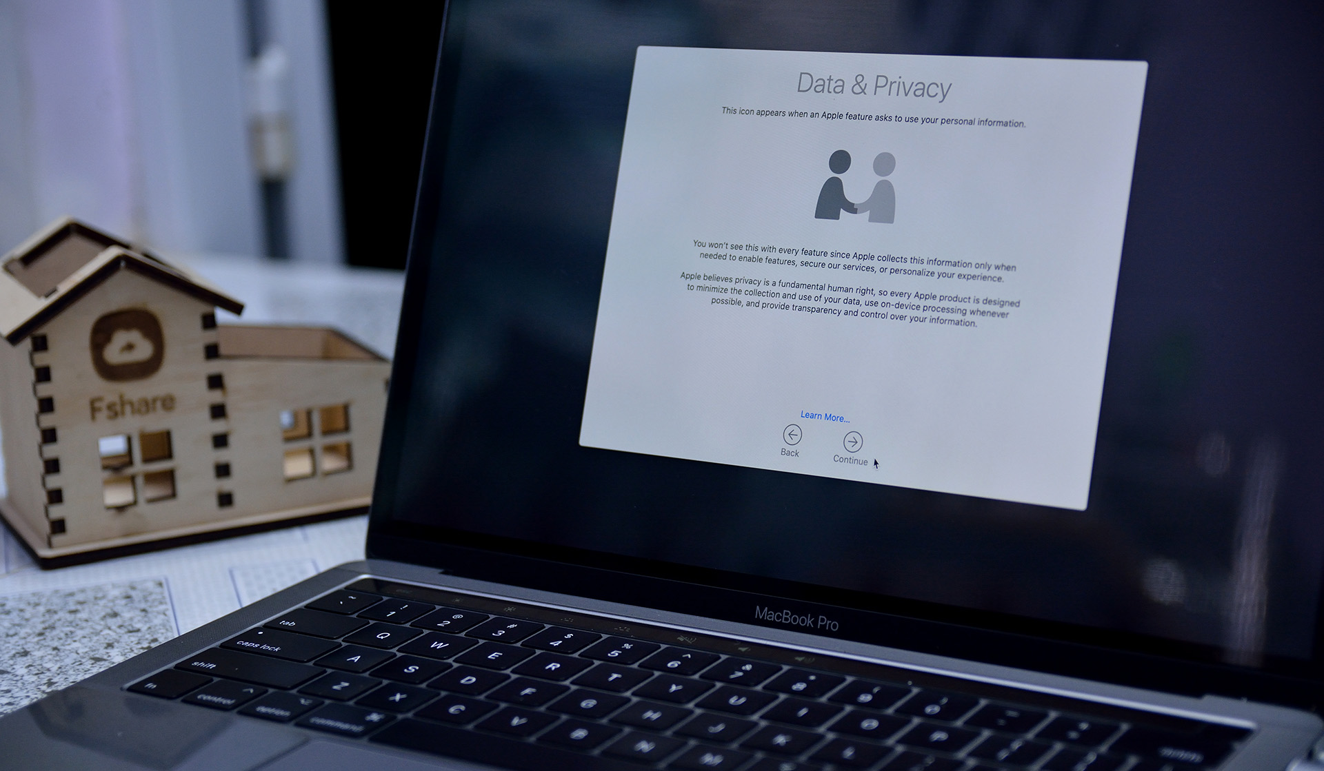 Hướng dẫn Downgrade (hạ cấp) từ macOS Big Sur xuống Catalina hoặc thấp hơn