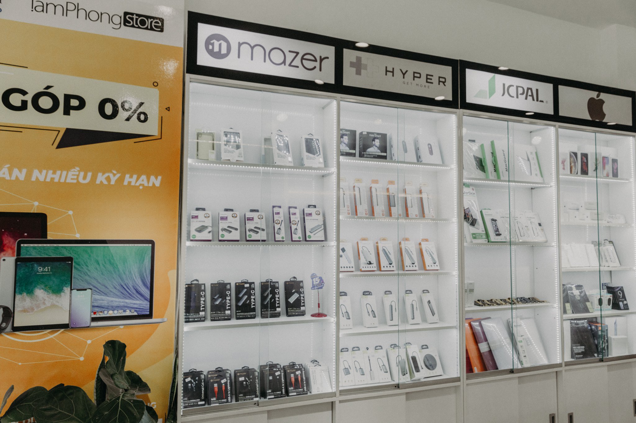 Lâm Phong Store tặng 299 voucher trị giá 1.000.000 VNĐ cho tân sinh viên 2019