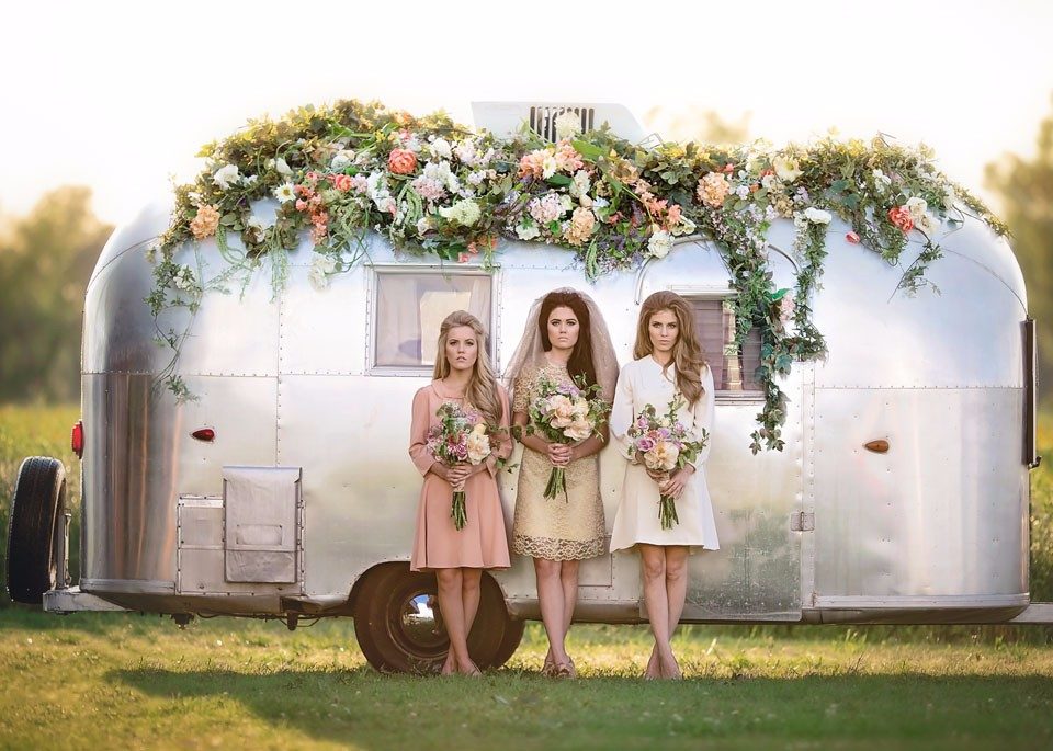 The Complete Presets Bundle từ GreatertThanGatsby – 8 bộ action chỉnh sửa ảnh cực đẹp dành cho Photoshop, Lr